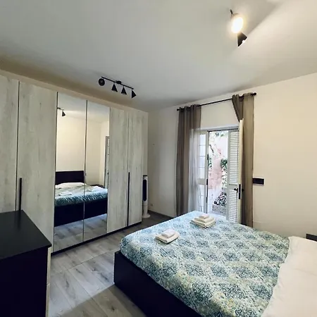 Appartamento Indipendente Piano Terra Con Giardino Appartement *